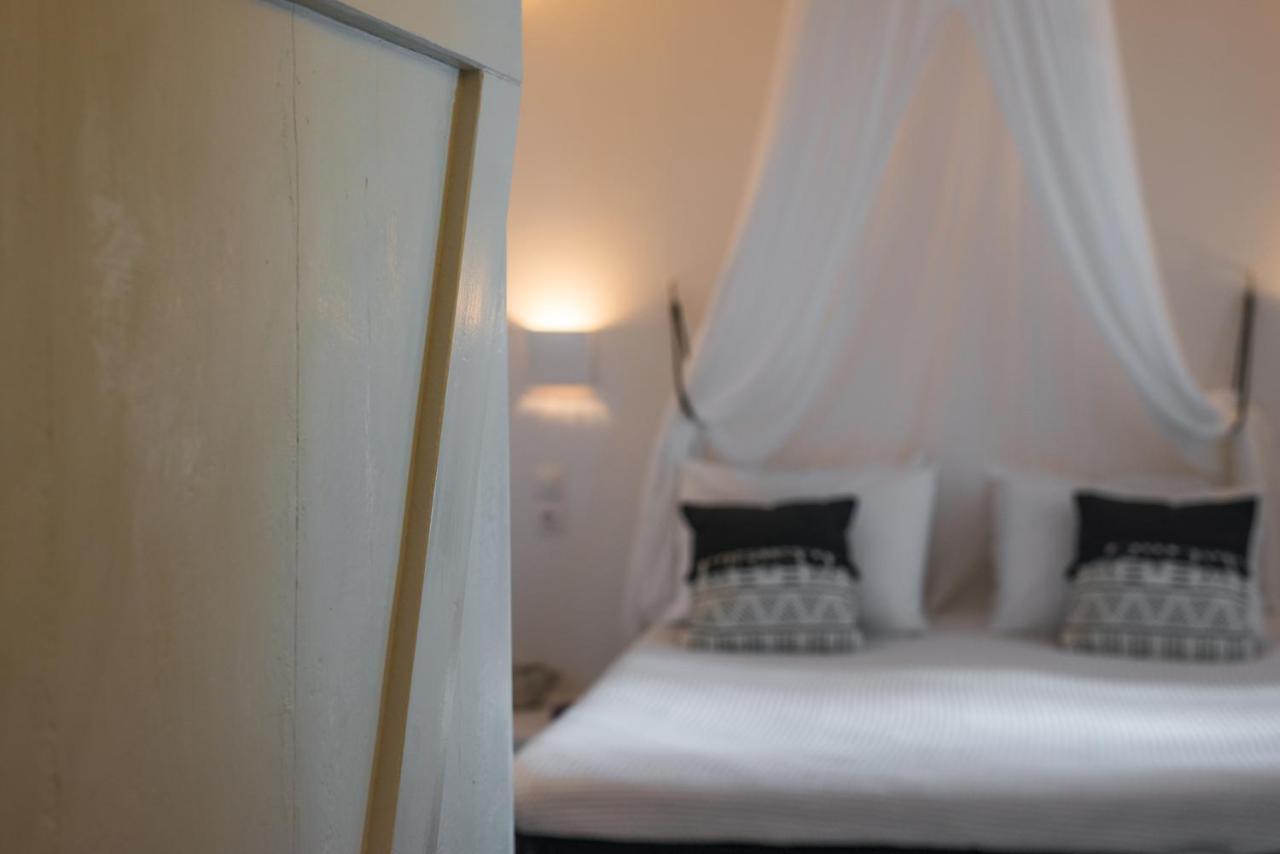 Venia'S Guesthouse Pollonia Buitenkant foto